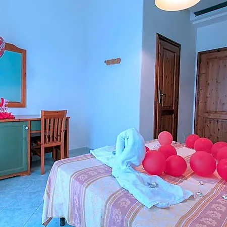 Victoria Park Hotel 3*